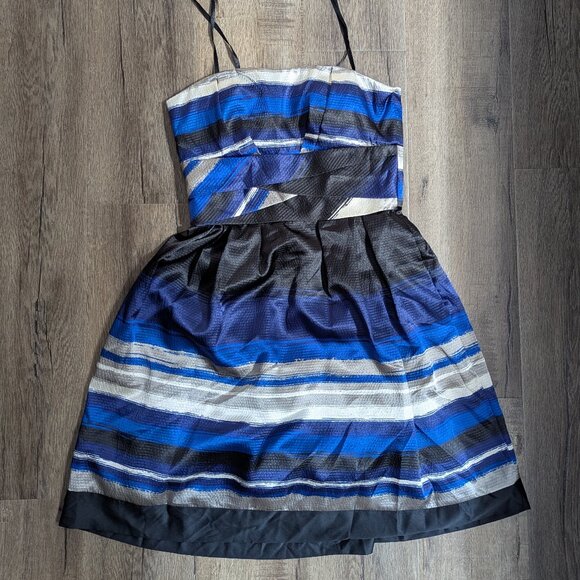 Max and Cleo dress - Picture 9 of 9